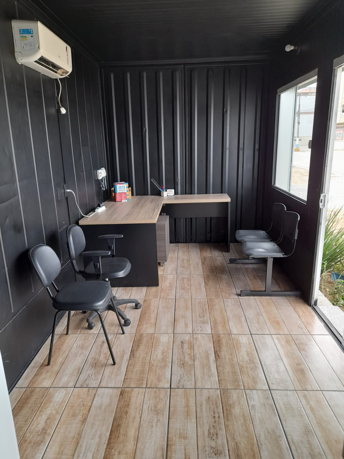 Sobrado modular com varandas
